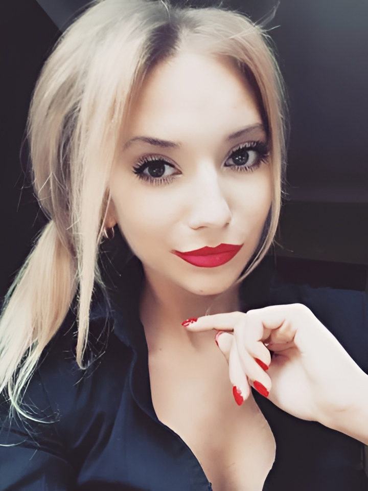 Лиза привлекальеная девушка из Великого новгорода цена от 5000 руб