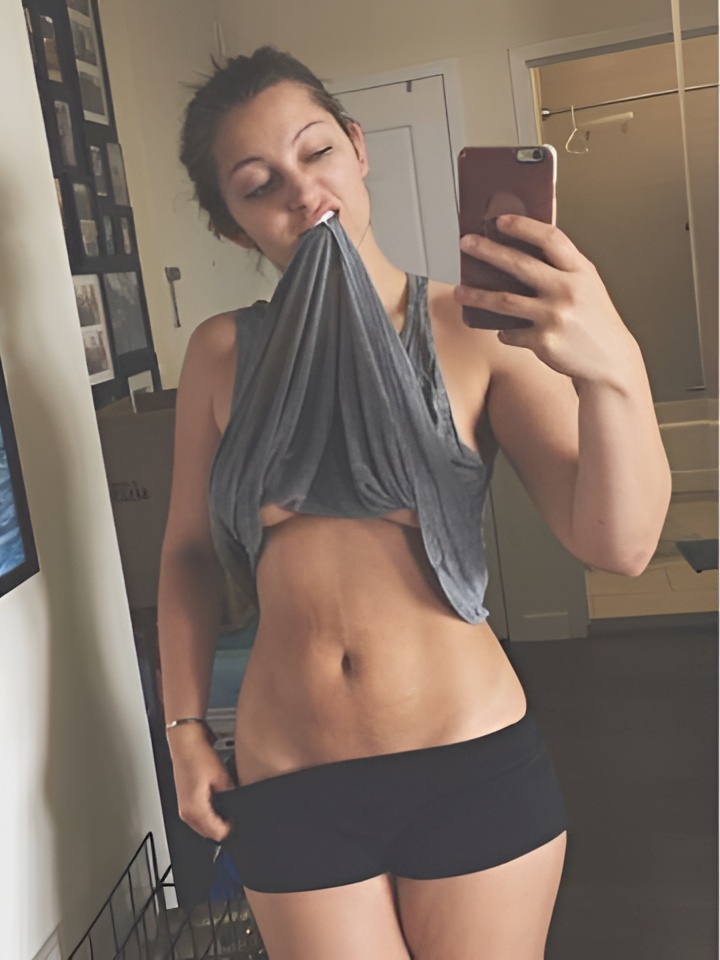 Нина привлекальеная девушка из Великого новгорода цена от 5000 руб