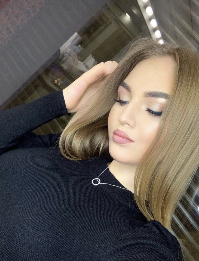 🎥 Зая привлекальеная девушка из Великого новгорода цена от 3500 руб