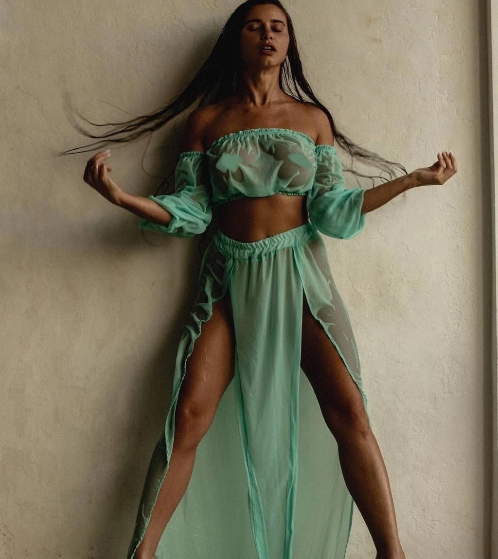 Настенька привлекальеная девушка из Великого новгорода цена от 4000 руб