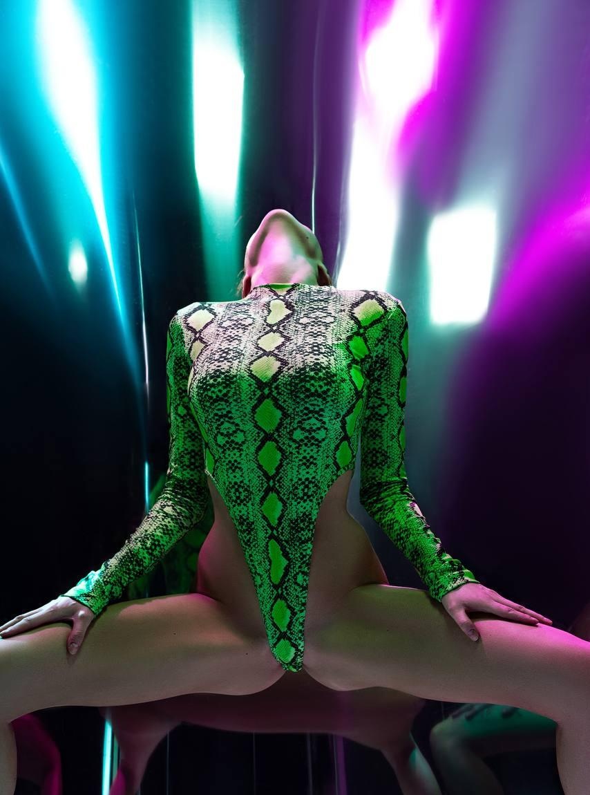 Диляра привлекальеная девушка из Великого новгорода цена от 6000 руб