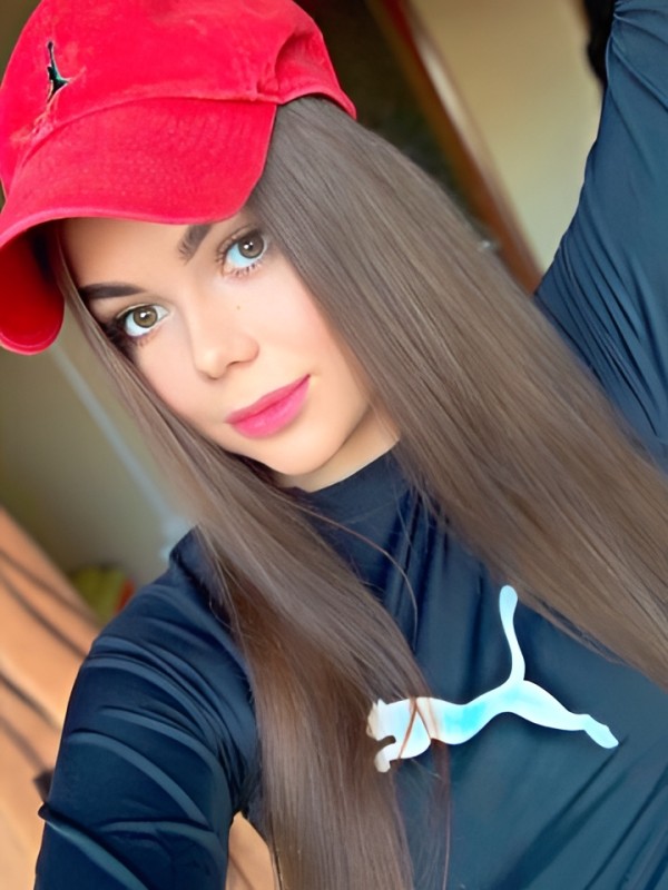 Дарья привлекательная девушка из Великого новгорода цена от 2500 руб