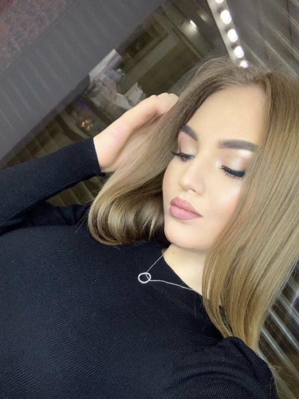 🎥 Зая привлекательная девушка из Великого новгорода цена от 3500 руб