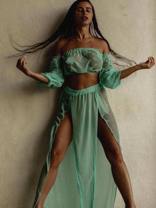 Настенька привлекательная девушка из Великого новгорода цена от 4000 руб