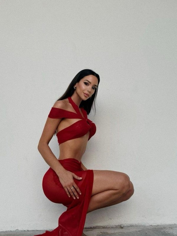 Мила привлекательная девушка из Великого новгорода цена от 5000 руб